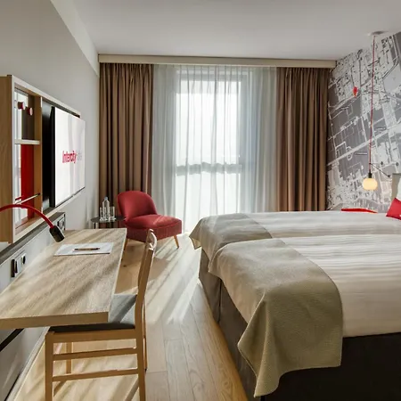 Intercityhotel Amsterdam Schiphol Airport-2